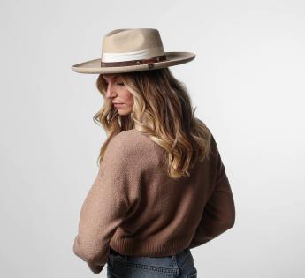 chapeau imperméable élégant Céleste